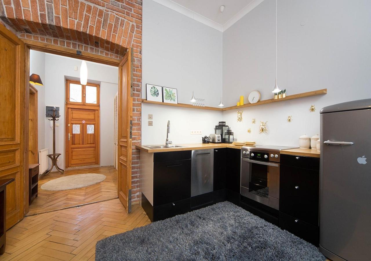 Around Market Square Apartments Краков Экстерьер фото